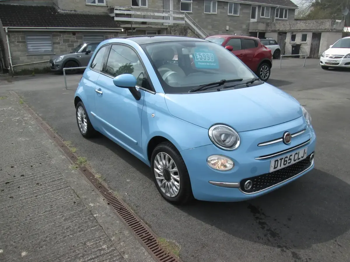 Used Fiat 500 Lounge 69 HP (50 kW) 2016 Blue Hatchback