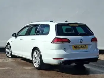 Używany VW Golf VII R 310 KM (228 kW) 2018 Biały Kombi