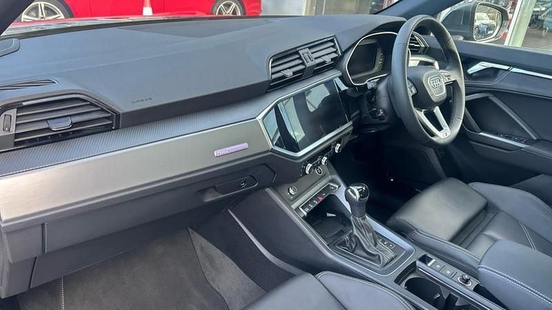 Used Audi Q3 S-Line 150 HP (110 kW) 2025 Grey SUV