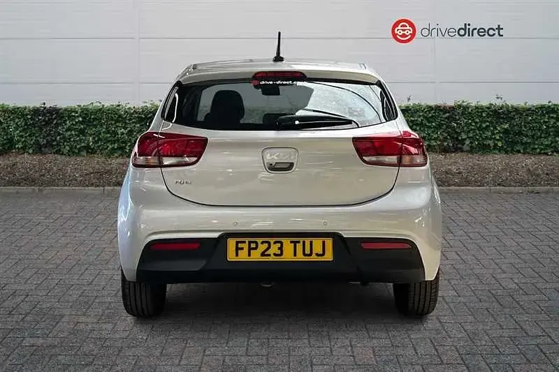 Used Kia Rio 83 HP (61 kW) 2023 Silver Hatchback