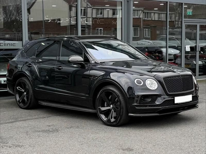 Used Bentley Bentayga 435 HP (319 kW) 2017 Black SUV