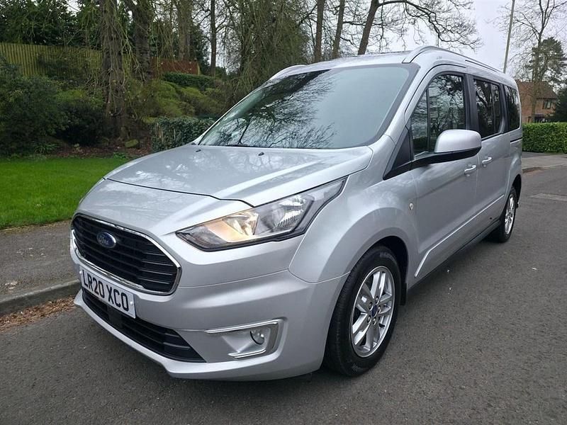Used Ford Grand Tourneo Connect Titanium 120 HP (88 kW) 2020 Silver MPV