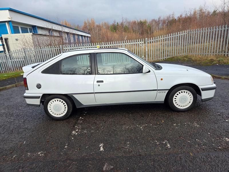 Used Vauxhall Astra 1991 White Hatchback