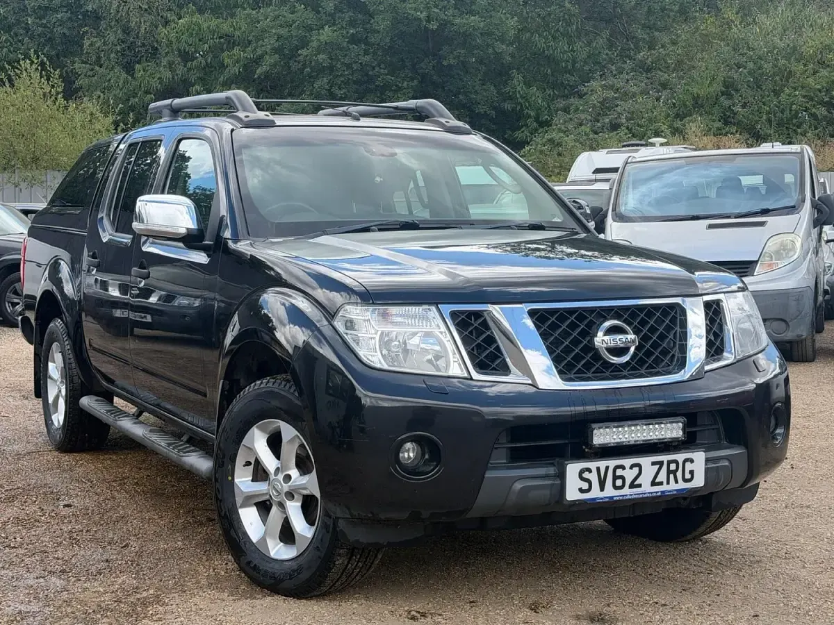 Used Nissan Navara Tekna 2012 Black Pickup