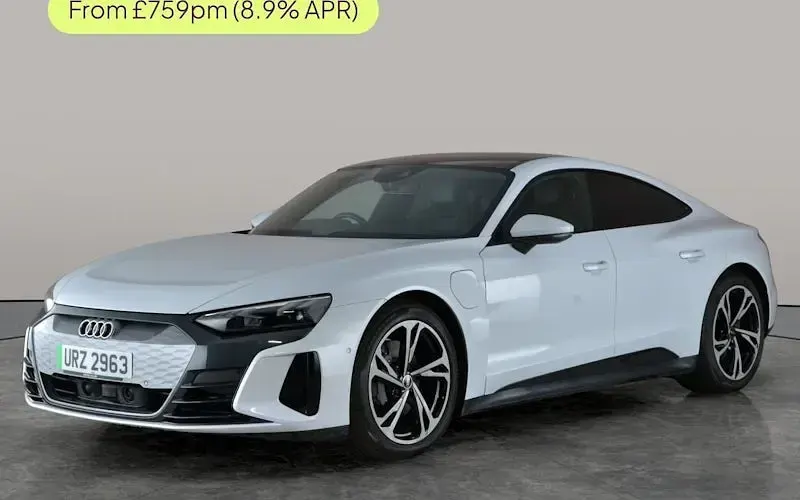 Used Audi e-tron GT quattro Design 389 kW (530 HP) 2024 Sedan