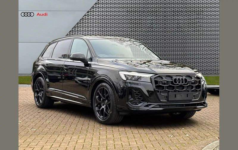 Other New 2024 Audi Q7 Black Edition SUV | £72,999 (Fair price) - Image 1/4