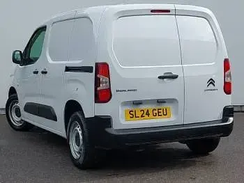 Used Citroën Berlingo 100 HP (73 kW) 2024 White MPV