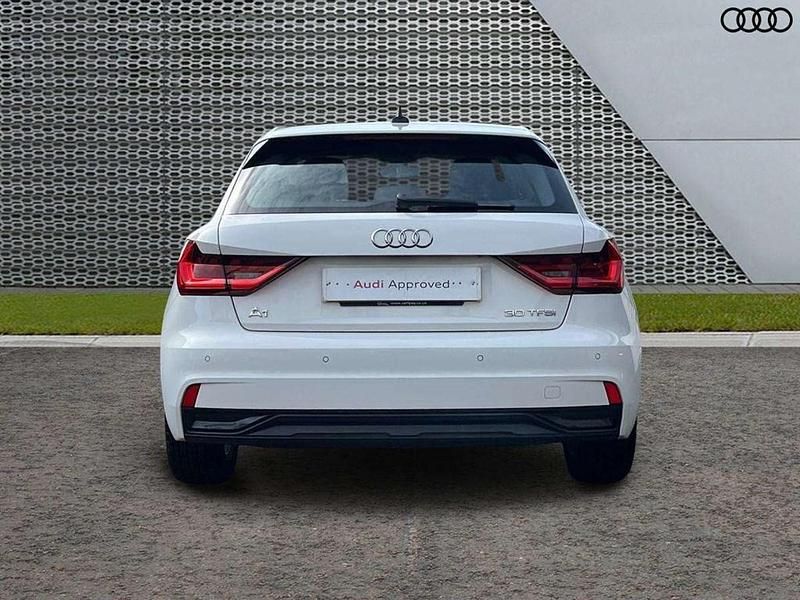 Used Audi A1 Sport 108 HP (79 kW) 2024 White SUV