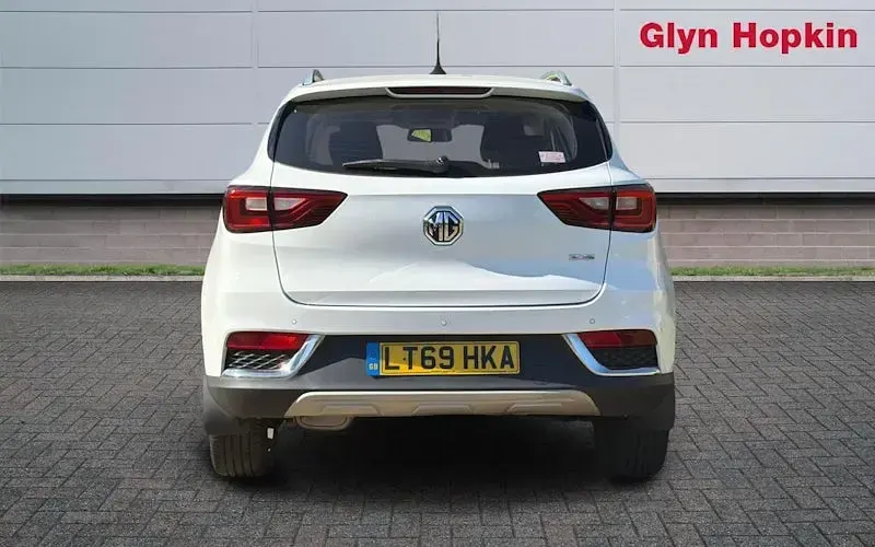 Used MG ZS Excite 106 HP (77 kW) 2019 White SUV