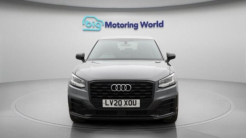 Used Audi Q2 Black Edition 150 HP (110 kW) 2020 Grey SUV