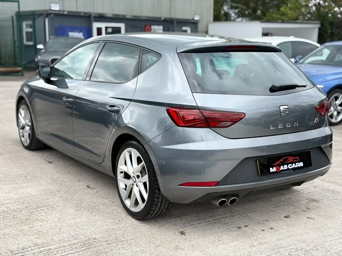 Used Seat Leon FR 184 HP (135 kW) 2018 Grey Hatchback