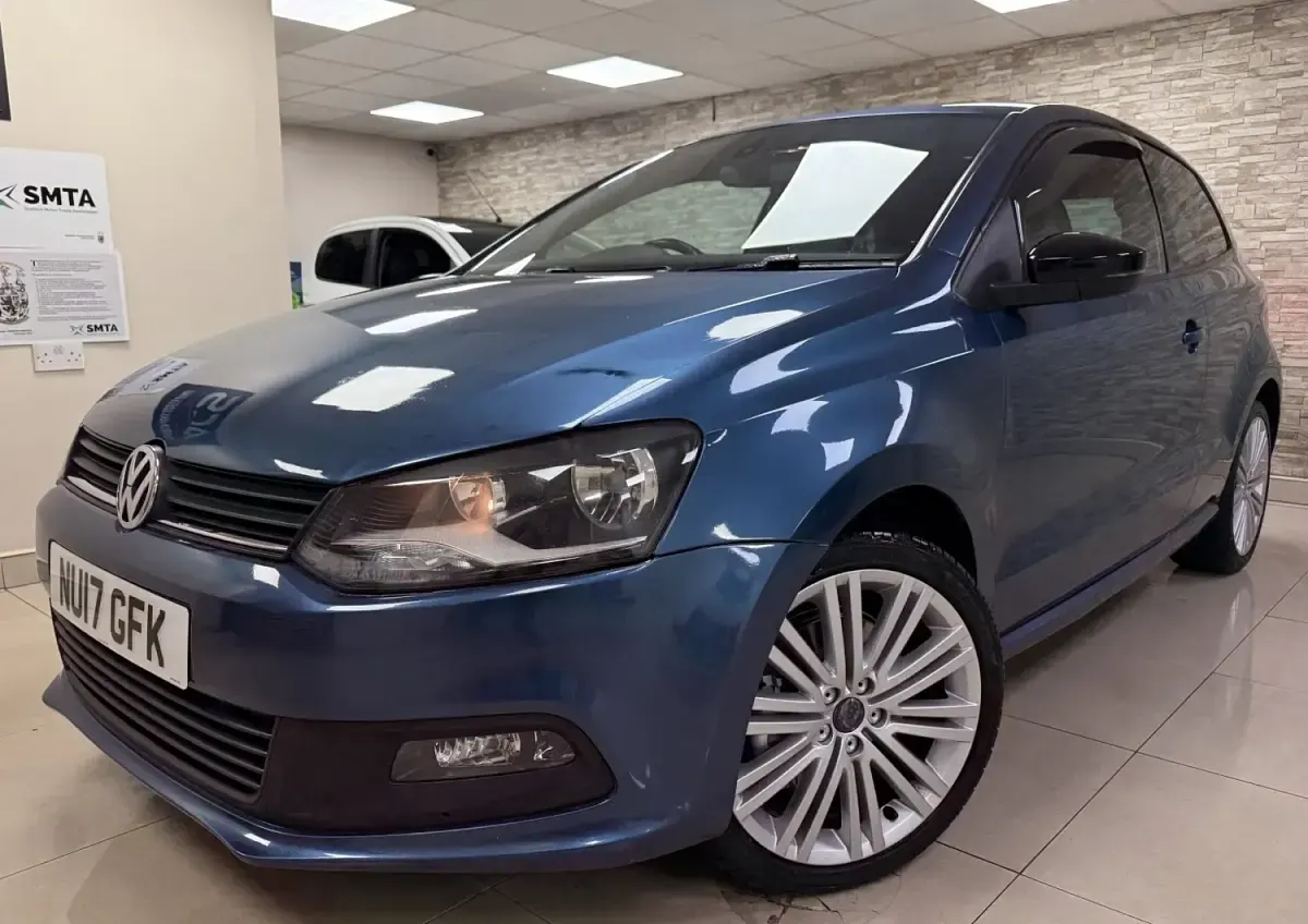 Usado VW Polo BlueGT 2017 Azul Utilitario