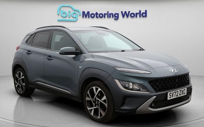 Used Hyundai Kona Premium 120 HP (88 kW) 2022 Green SUV
