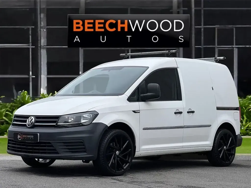 Used VW Caddy Startline 75 HP (55 kW) 2017 White MPV