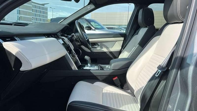 Used Land Rover Discovery Sport HSE Dynamic 204 HP (150 kW) 2023 Metallic  eiger grey SUV