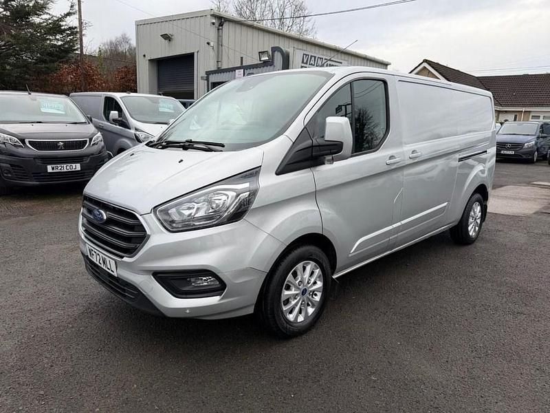 Used Ford Transit Custom Limited 130 HP (95 kW) 2022 Silver Van