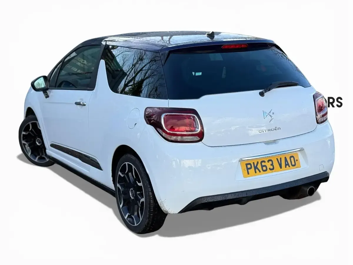 Used Citroën DS3 120 HP (88 kW) 2013 White Hatchback