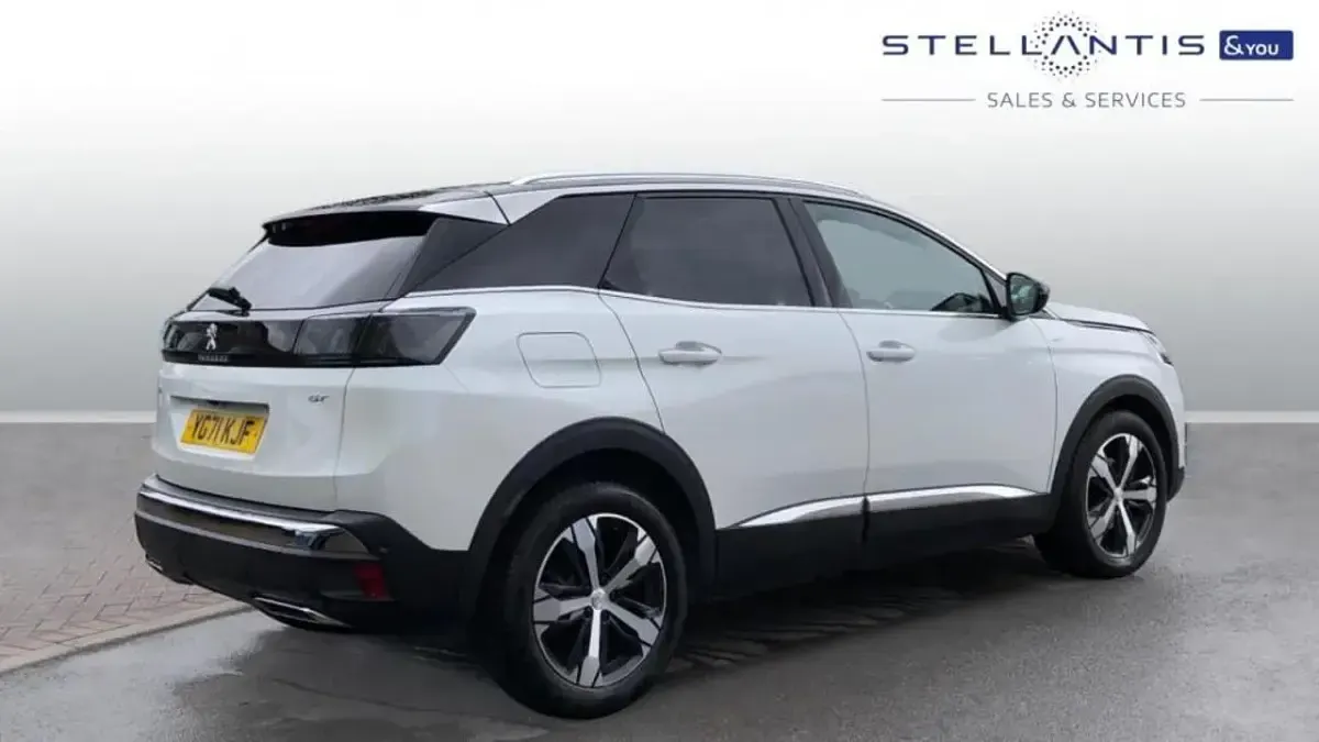 Used Peugeot 3008 GT 129 HP (94 kW) 2021 White SUV