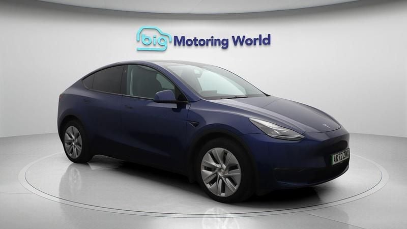 Used 2022 Tesla Model Y Long Range AWD SUV | £28,100 - Image 1/4