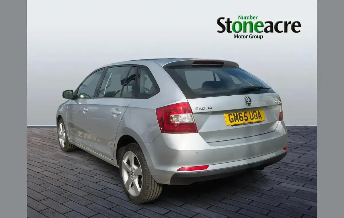Used Skoda Rapid SE 110 HP (80 kW) 2016 Silver Hatchback