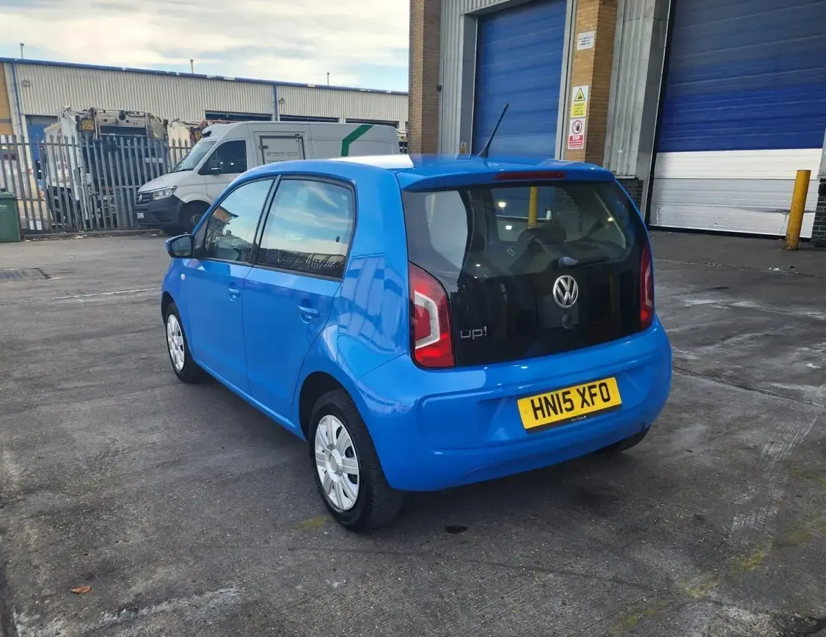 Used VW up! move up! 60 HP (44 kW) 2015 Blue Hatchback