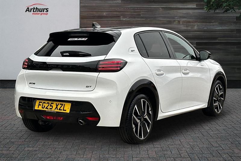 Used Peugeot 208 GT 99 HP (72 kW) 2025 White Hatchback