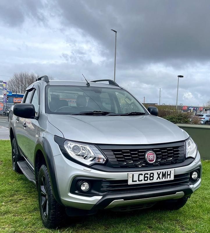 Used Fiat Fullback Cross 180 HP (132 kW) 2019 Grey Pickup