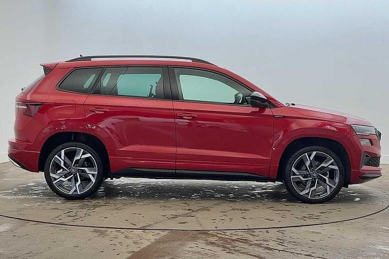 Used Skoda Karoq SportLine 110 HP (80 kW) 2025 Velvet red metallic SUV