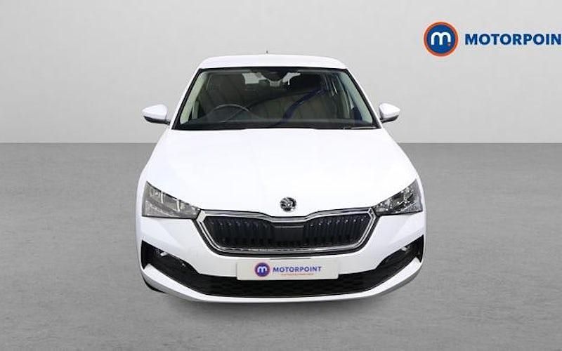 Used Skoda Scala SE 95 HP (69 kW) 2023 White Hatchback