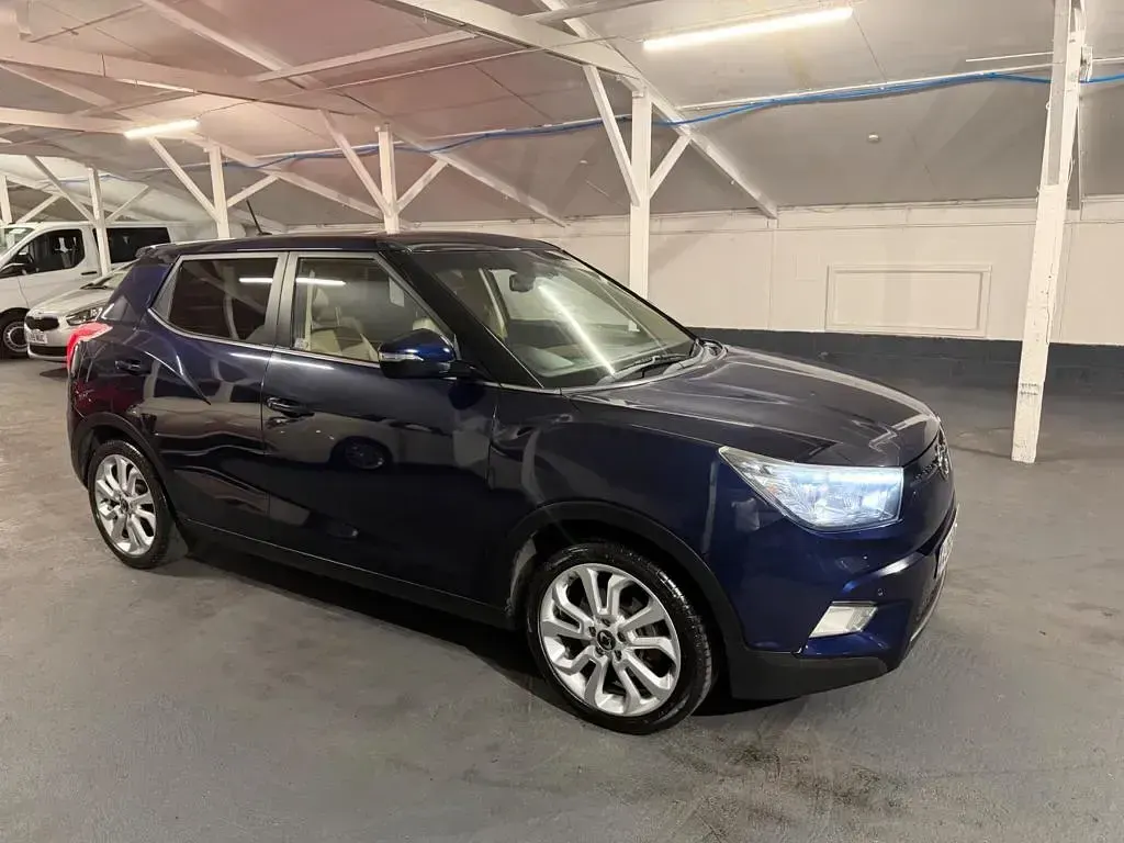 Used SsangYong Tivoli 128 HP (94 kW) 2015 Blue SUV