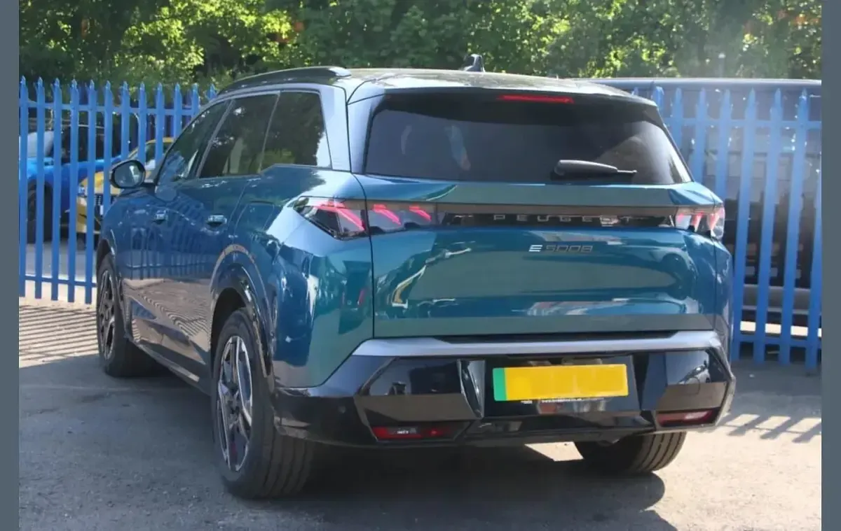 Used Peugeot 5008 GTi 154 kW (210 HP) 2025 Blue SUV
