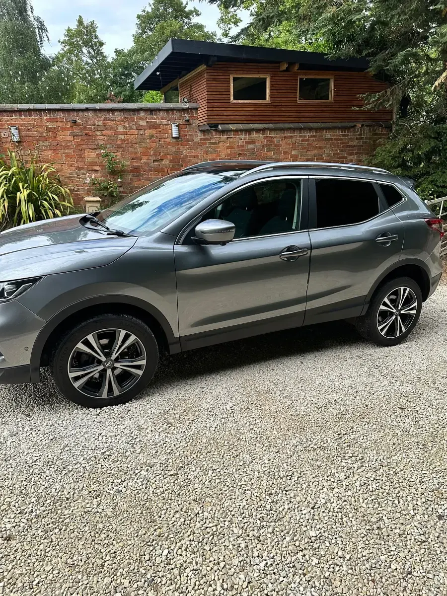 Used Nissan Qashqai N-Connecta 2018 Grey SUV