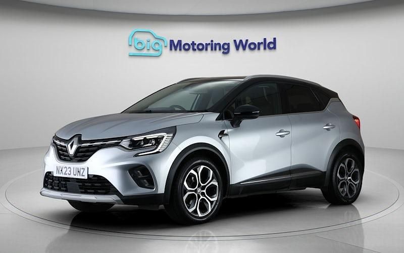 Used Renault Captur Techno 143 HP (105 kW) 2023 Grey/black SUV