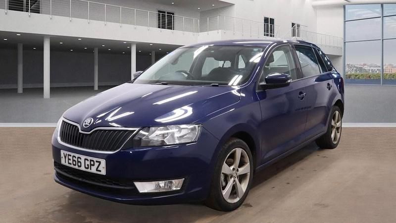 Used Skoda Rapid SE 90 HP (66 kW) 2016 Blue Hatchback