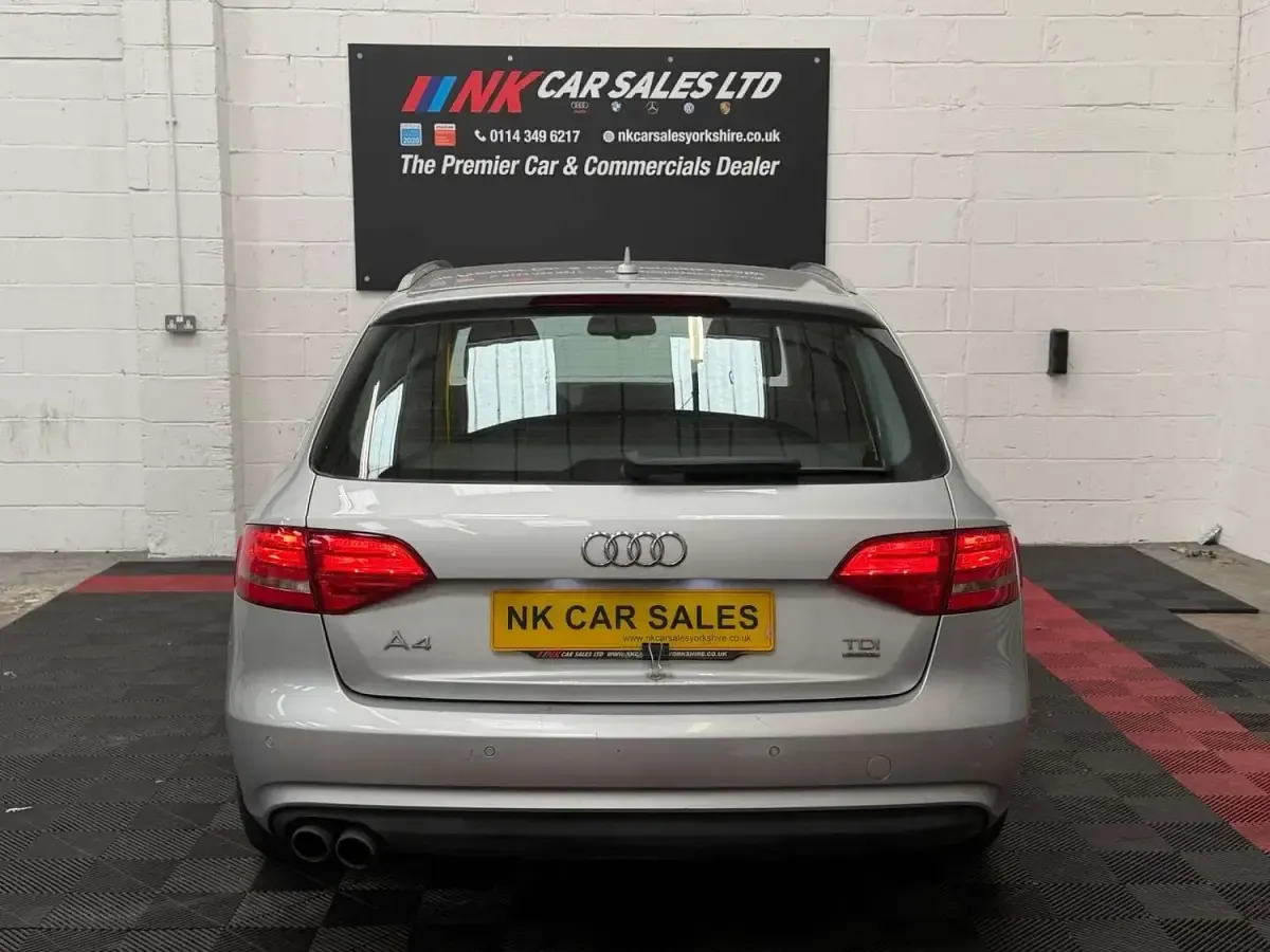 Used Audi A4 Advanced 177 HP (130 kW) 2014 Silver Estate