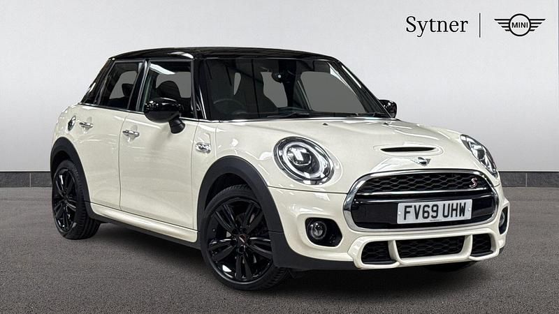 Used Mini Cooper S Hatch 189 HP (139 kW) 2019 White Hatchback