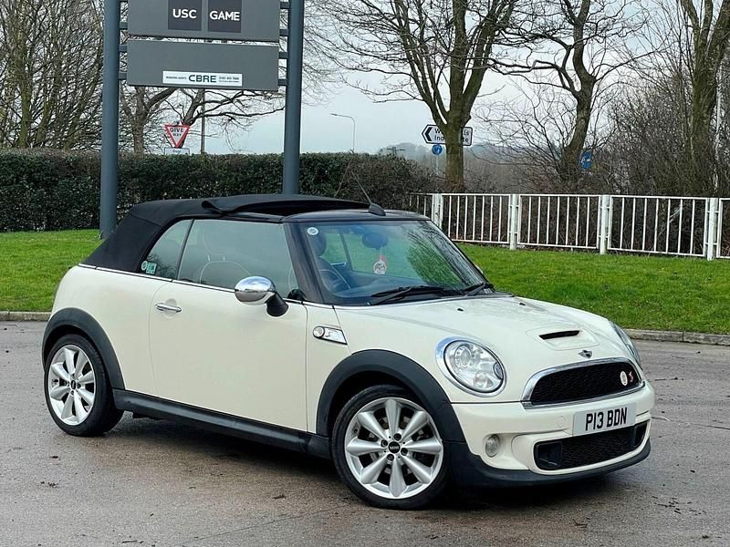 Used Mini Cooper S Cabriolet 184 HP (135 kW) 2011 White Cabriolet