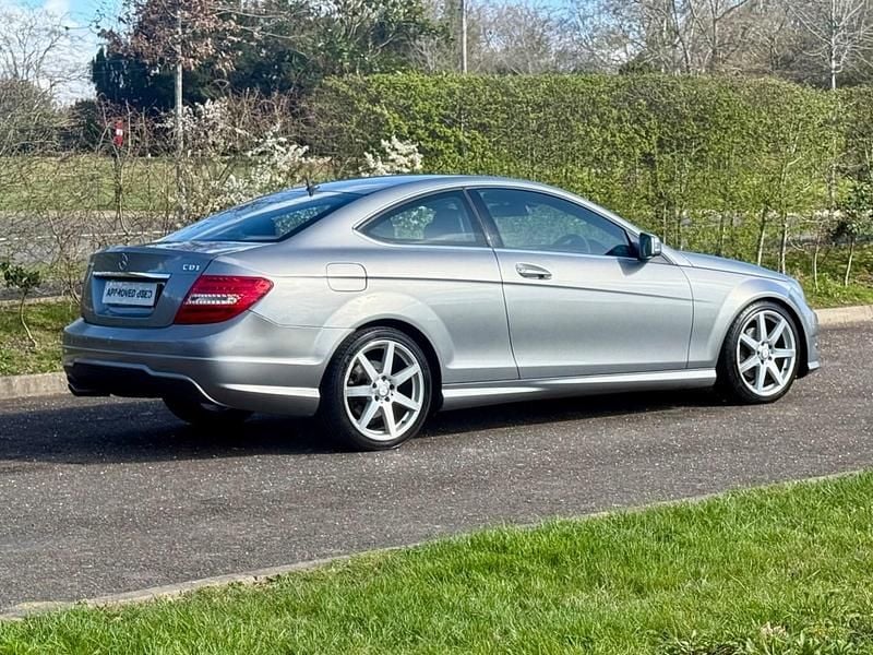 Used Mercedes C220 AMG 170 HP (125 kW) 2012 Silver Coupe