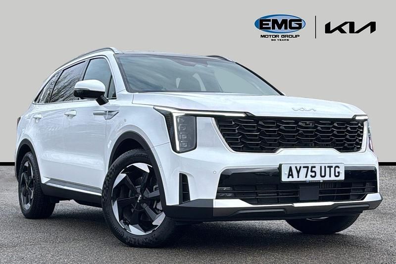 Used Kia Sorento 2025 White pearl SUV