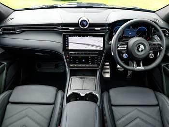 New Maserati Grecale 330 HP (242 kW) 2025 Blue SUV
