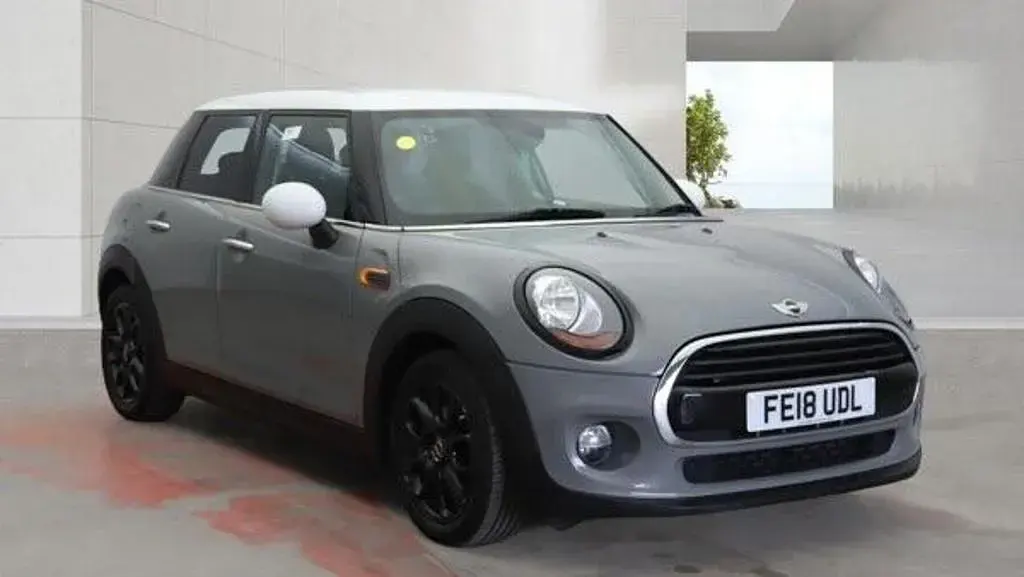 Used Mini Cooper D Hatch 2018 Grey Hatchback