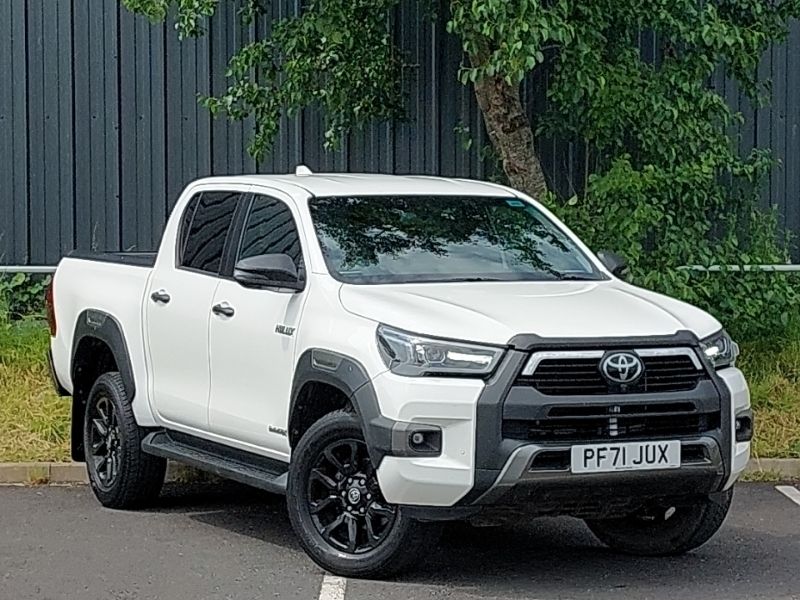 White Used 2022 Toyota HiLux Pickup | £29,998 (Good price) - Image 1/4