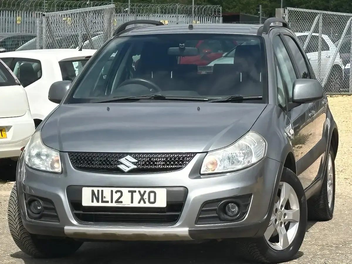 Usado Suzuki SX4 SZ5 2012 Gris Utilitario