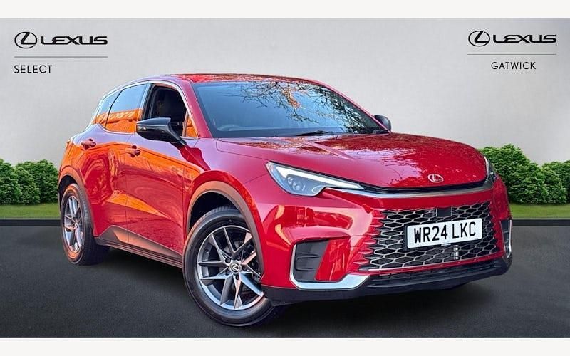 Used 2025 Lexus LBX SUV | £28,024 (Good price) - Image 1/3