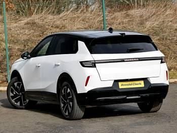 Nowe Vauxhall Grandland X Ultimate 145 KM (106 kW) 2025 Biały SUV