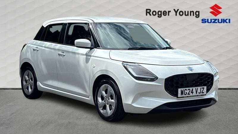 White Used 2024 Suzuki Swift Hatchback | £15,495 (Fair price) - Image 1/4