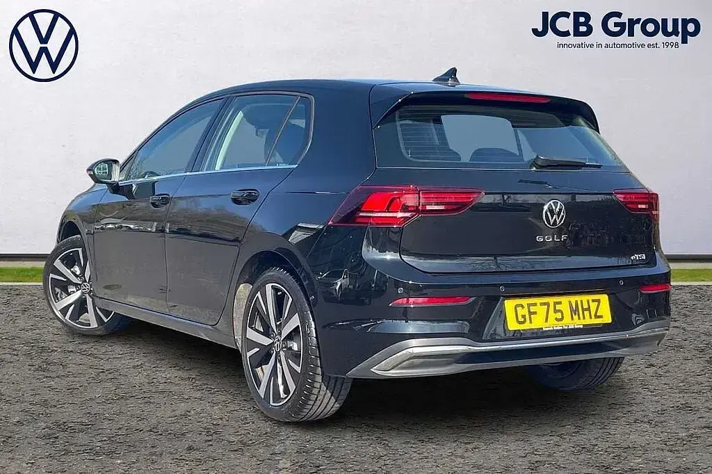 Used VW Golf VIII 150 HP (110 kW) 2025