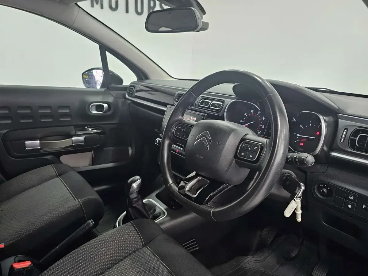 Usado Citroën C3 Flair 110 HP (80 kW) 2017 Verde Citadino