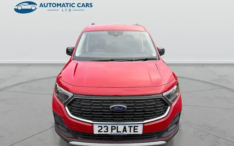 Used Ford Grand Tourneo Connect Active 114 HP (83 kW) 2023 Red MPV
