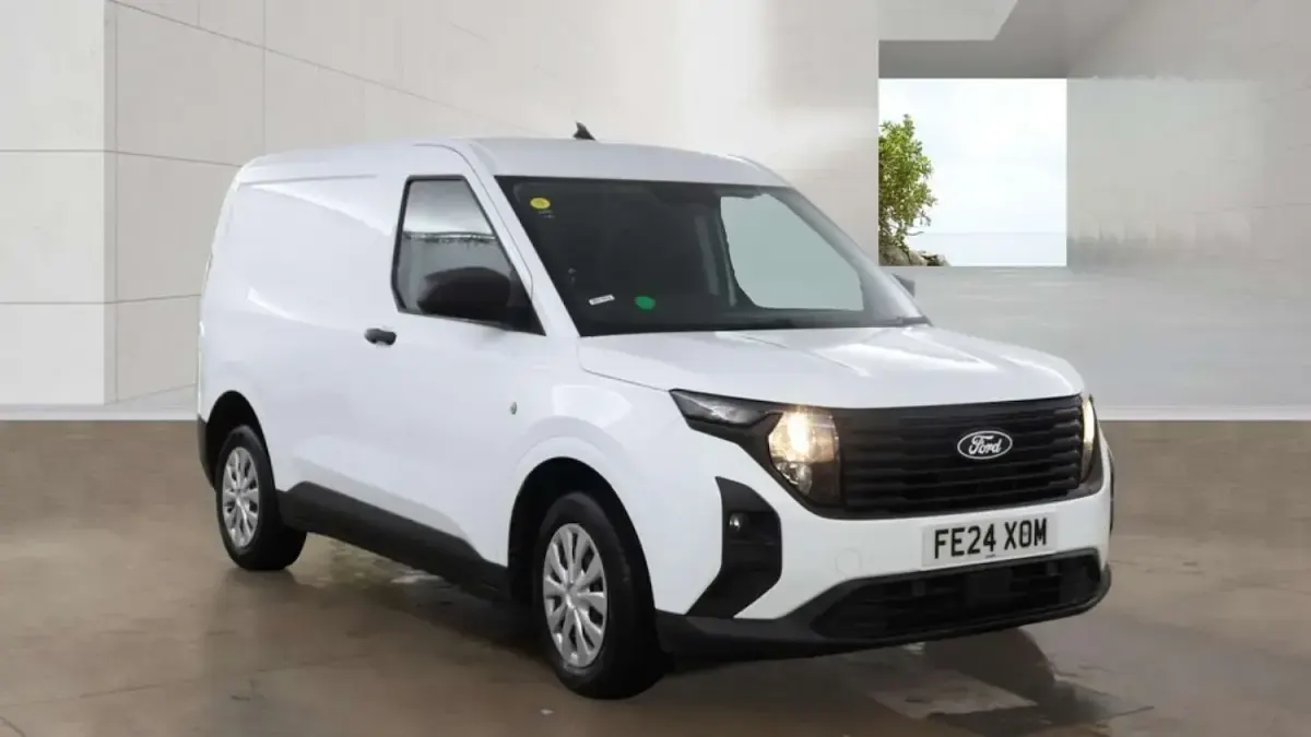 Used Ford Transit Trend 100 HP (73 kW) 2024 White Van